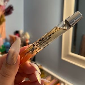 Replica Autumn Vibes Travel Fragrance